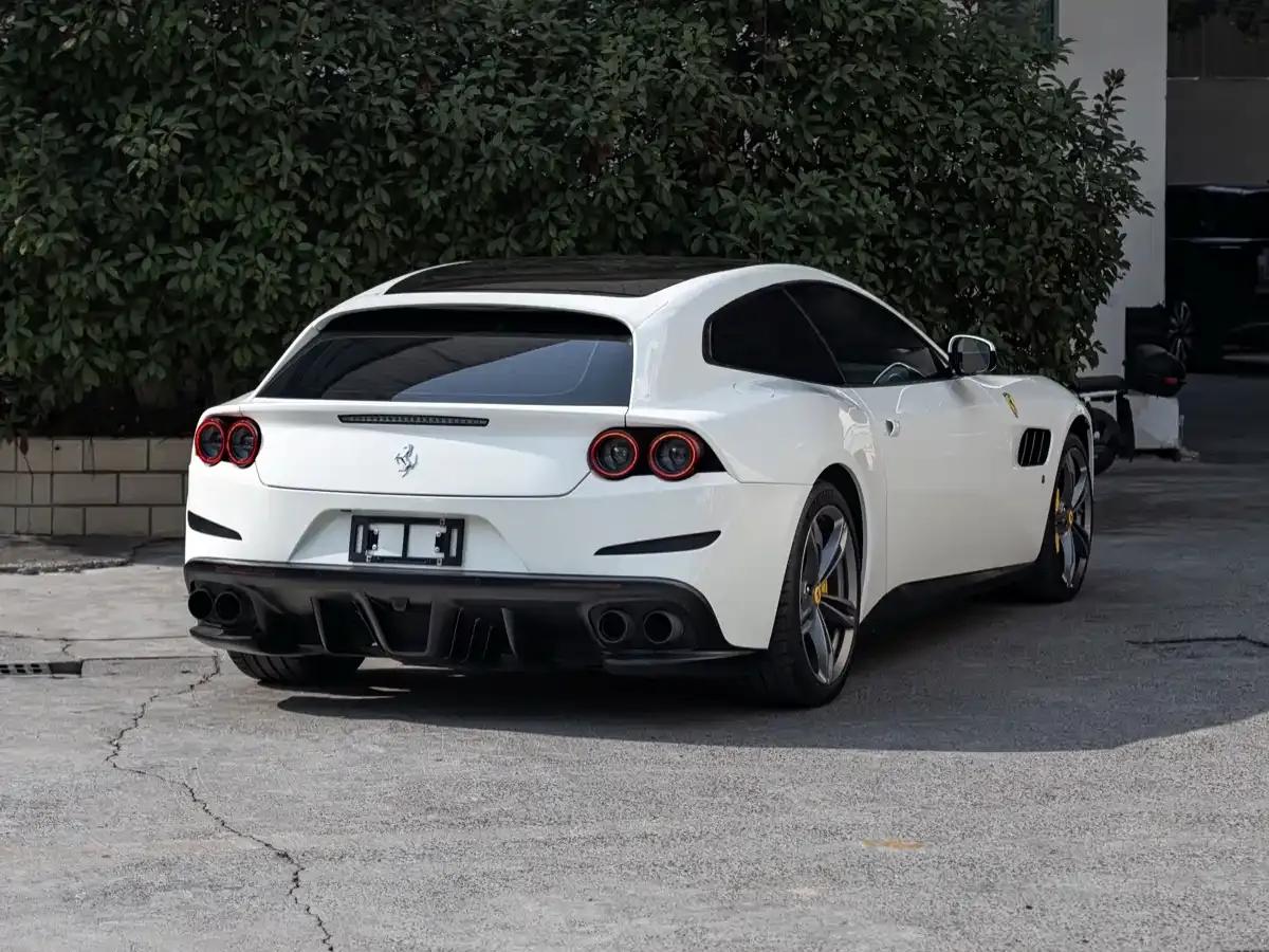 2016 GTC4Lusso 6.3L V12 — миниатюра 4