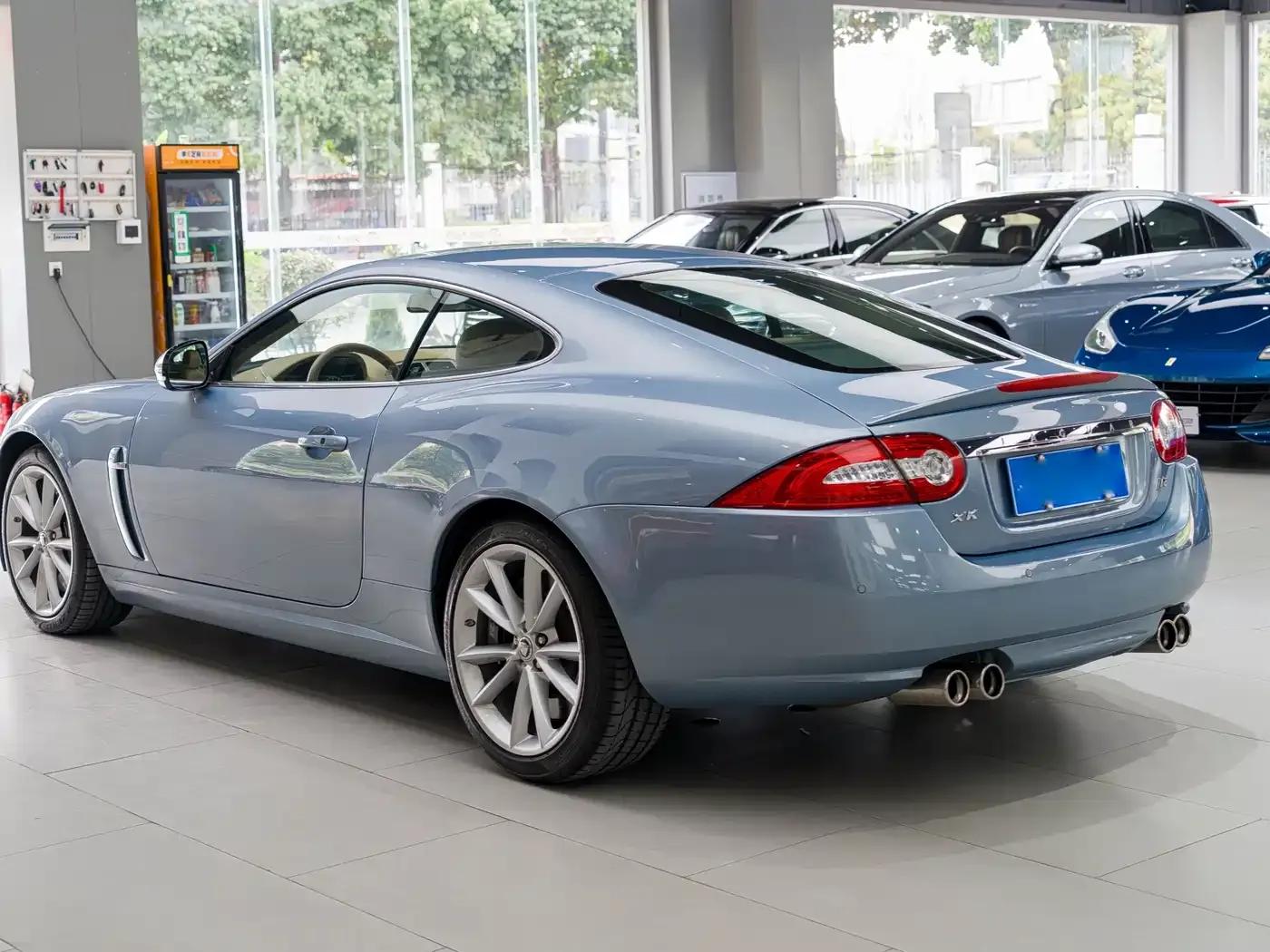 2009 Jaguar XK R 5.0L V8 Supercharged Hardtop Coupe — миниатюра 15