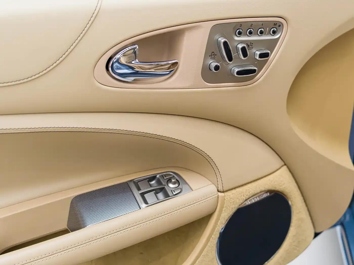 2009 Jaguar XK R 5.0L V8 Supercharged Hardtop Coupe — миниатюра 7