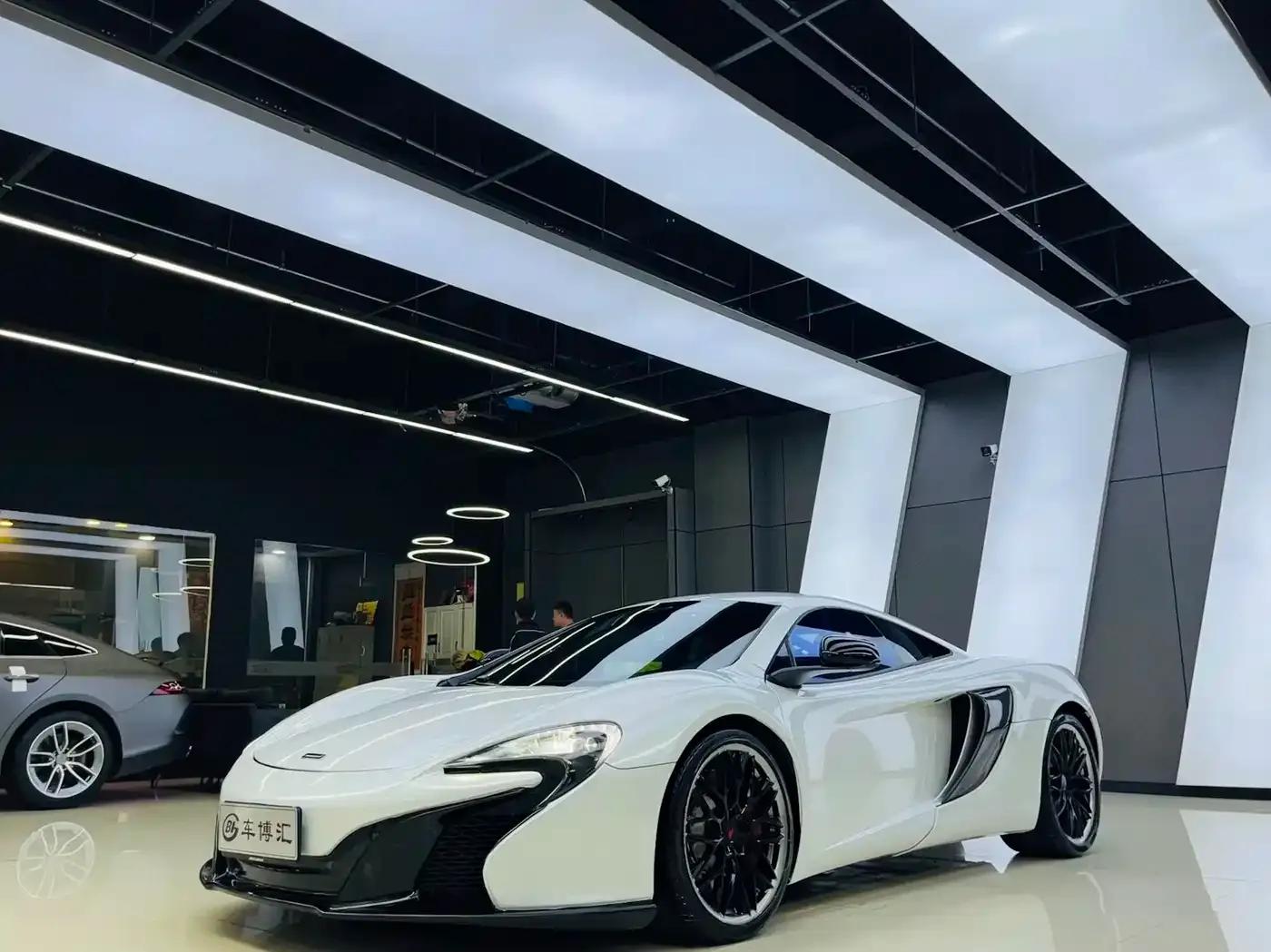 McLaren 12C 2013 3.8T Coupe — миниатюра 1
