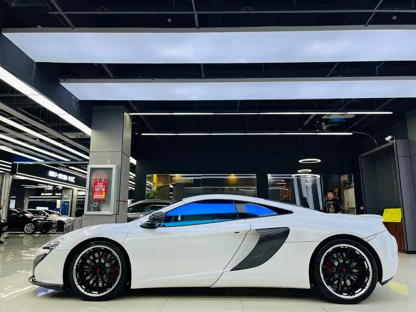McLaren 12C 2013 3.8T Coupe — миниатюра 11