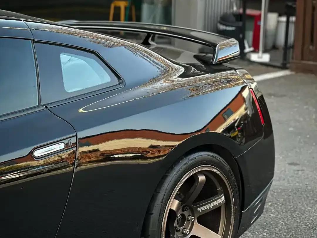 Nissan GT-R 2009 Base Model — миниатюра 7