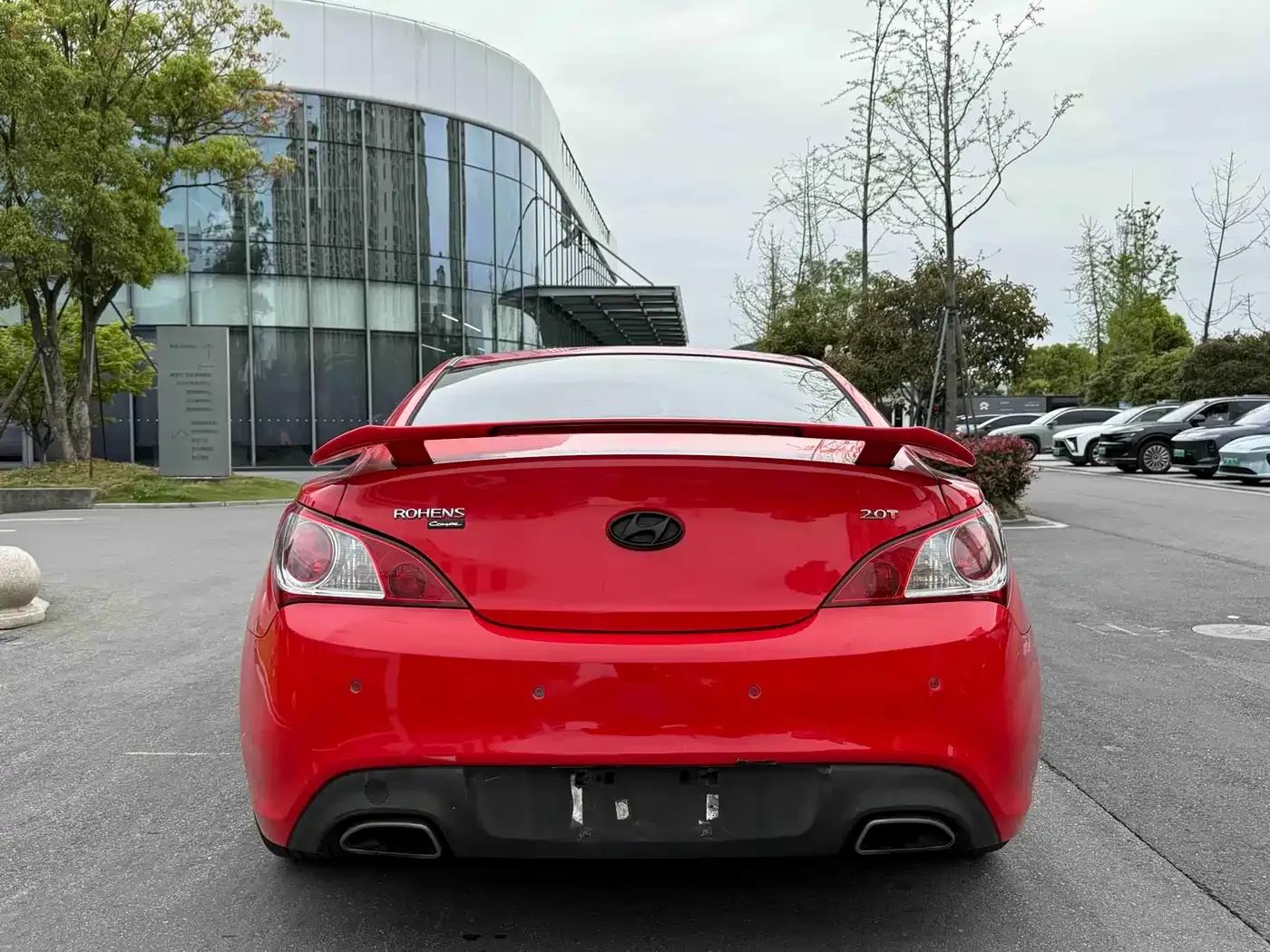 Genesis Coupe 2012 2.0T Automatic Luxury Edition — миниатюра 11