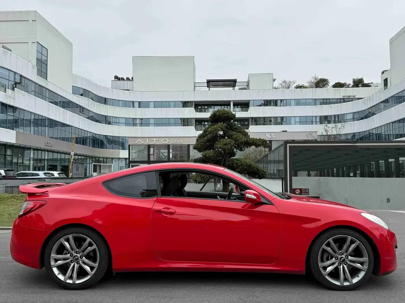 Genesis Coupe 2012 2.0T Automatic Luxury Edition — миниатюра 14