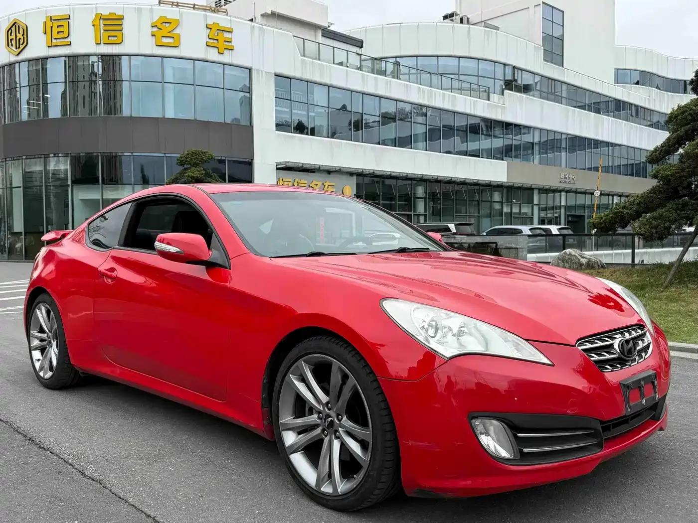 Genesis Coupe 2012 2.0T Automatic Luxury Edition — миниатюра 3