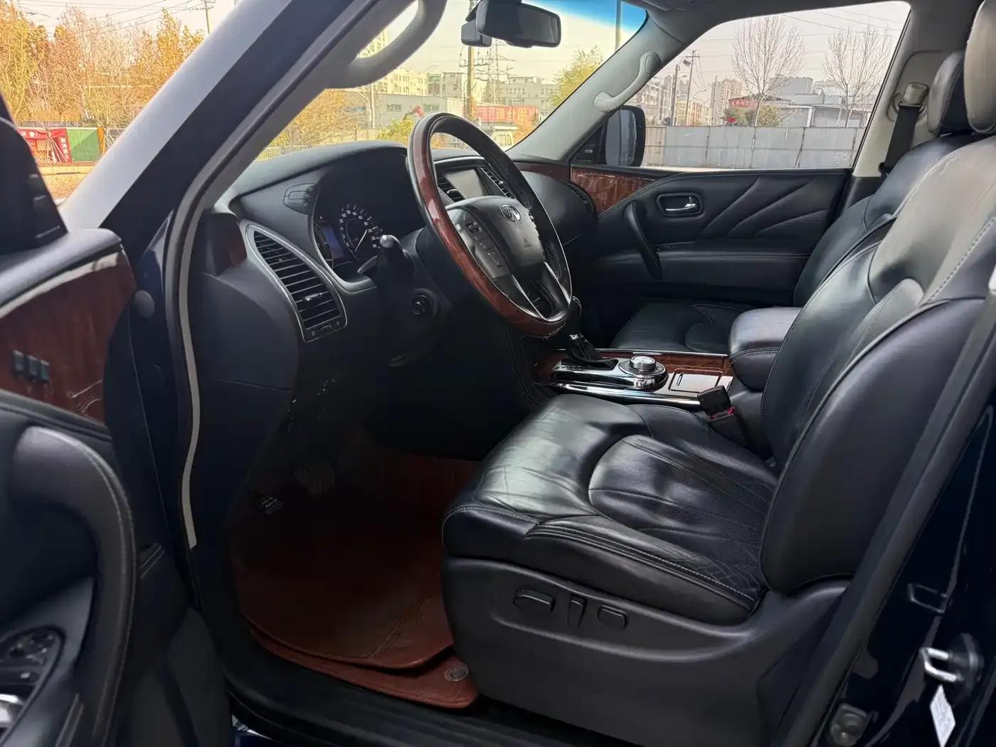 Infiniti QX80 2016 5.6L 4WD — миниатюра 4