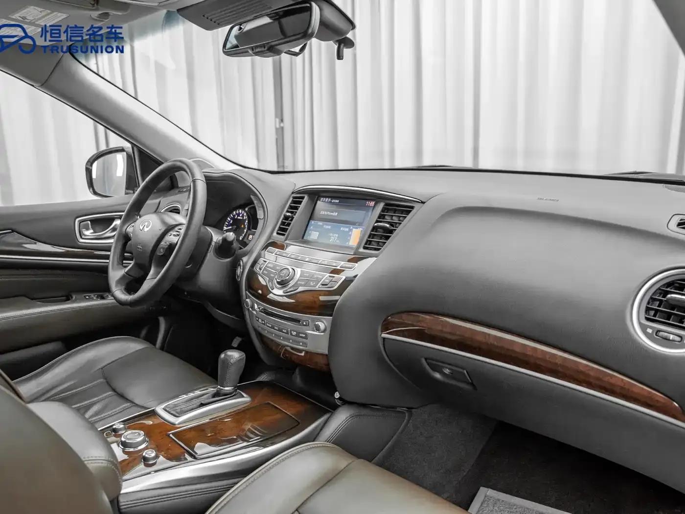 Infiniti JX 2013 JX35 AWD All-Terrain Edition — миниатюра 14