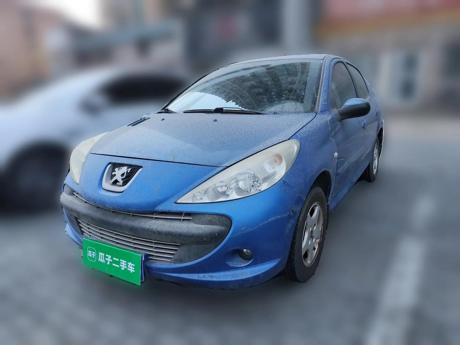Peugeot 207 2010 Sedan 1.4L Manual Yule Edition — миниатюра 1