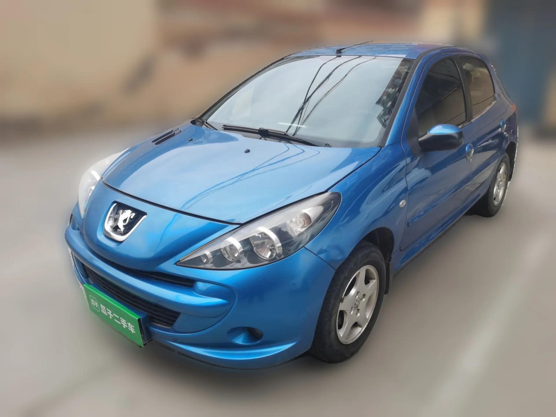 Peugeot 207 2011 Hatchback 1.4L Manual Yule Edition — миниатюра 1