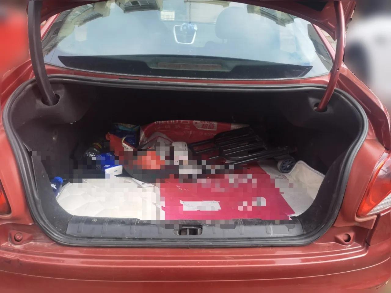 Peugeot 207 2011 Sedan 1.4L Manual Yule Edition — миниатюра 20