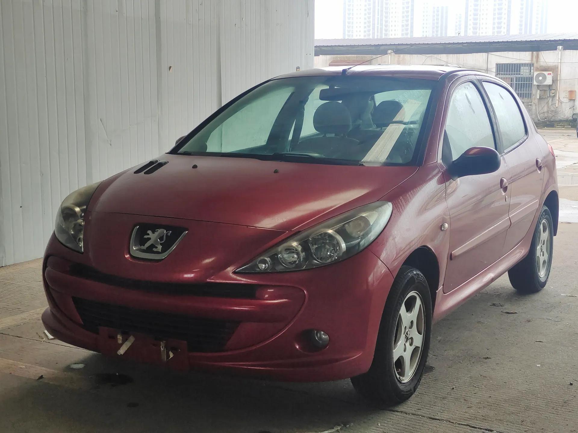 Peugeot 207 2011 Hatchback 1.4L Manual Yule Edition — миниатюра 1