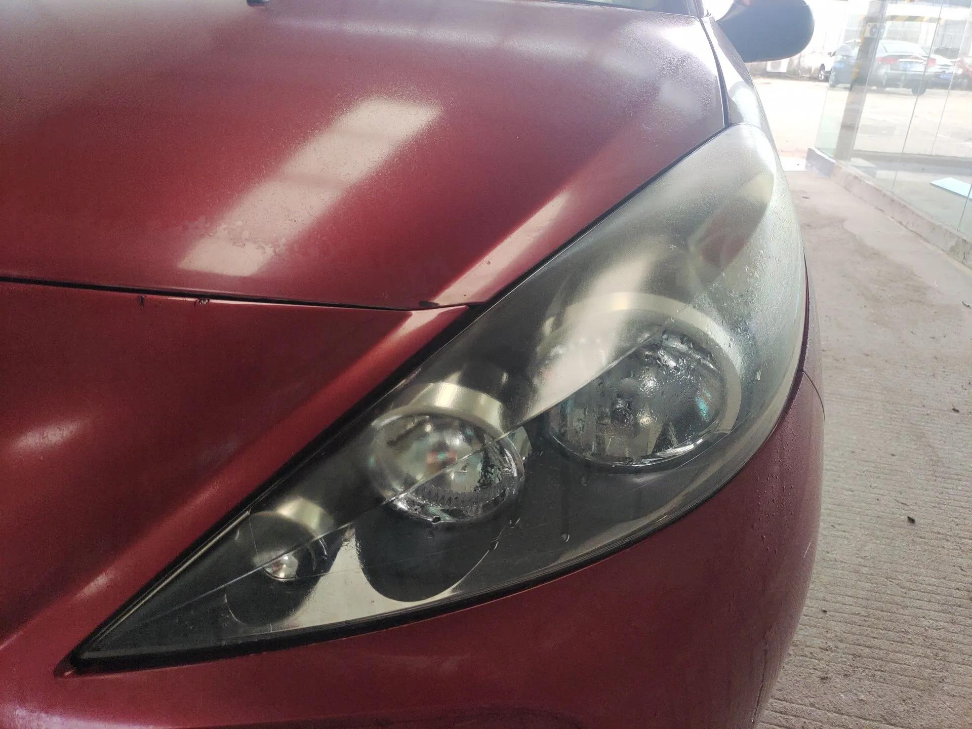 Peugeot 207 2011 Hatchback 1.4L Manual Yule Edition — миниатюра 9