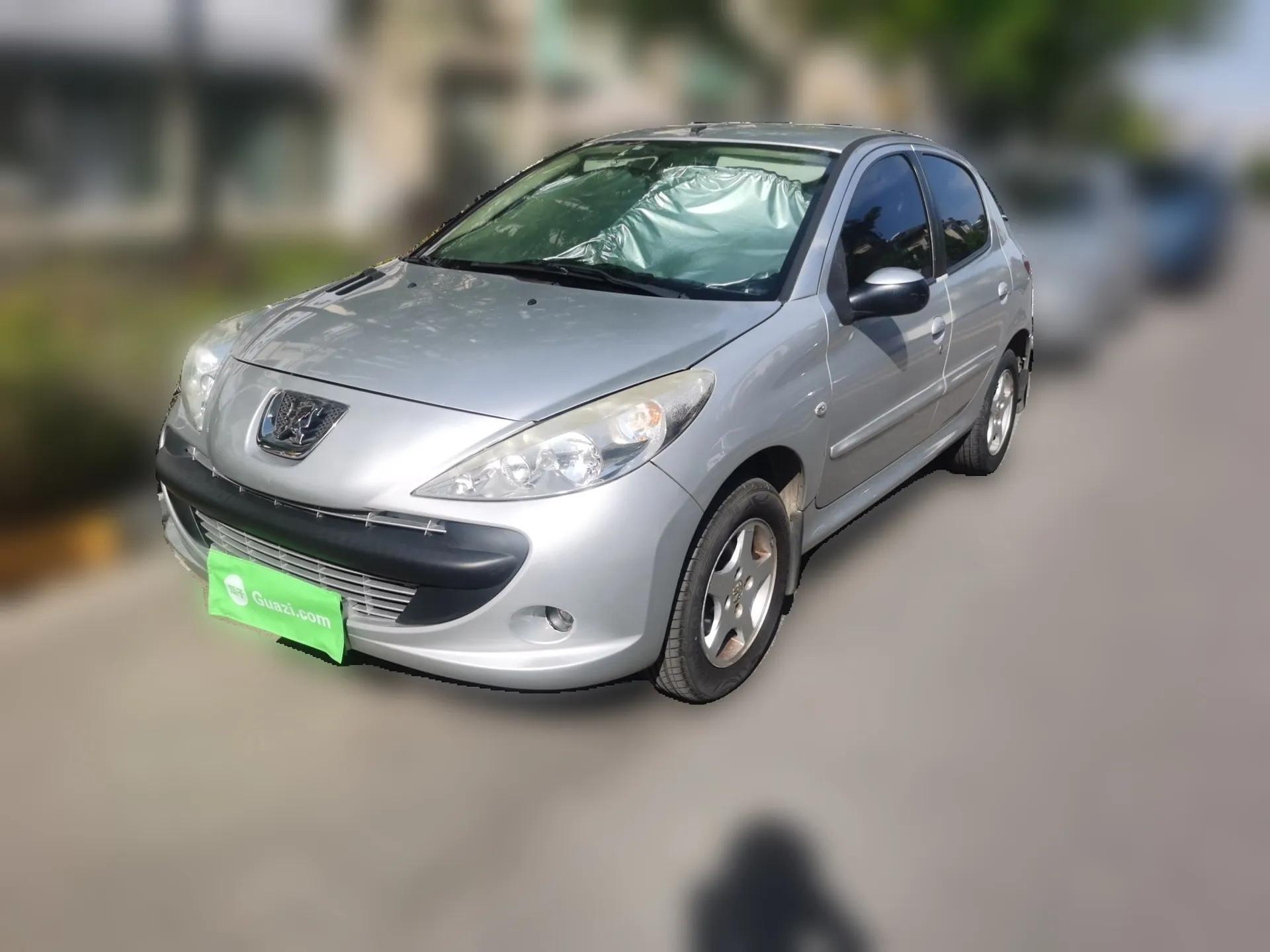 Peugeot 207 2010 Hatchback 1.4L Manual Yule Edition — миниатюра 1