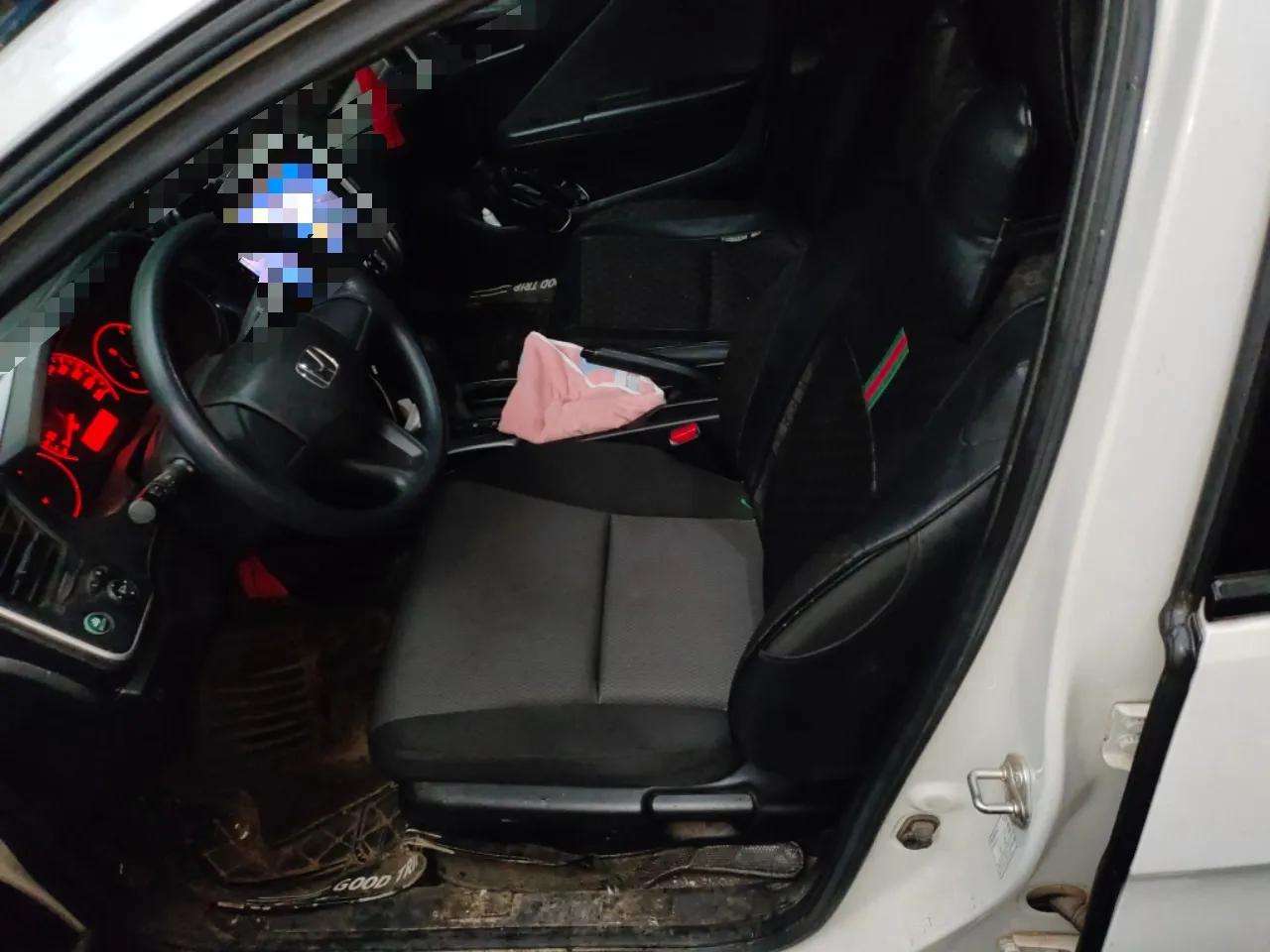 Honda Gienia 2017 1.5L CVT Classic Edition — миниатюра 16
