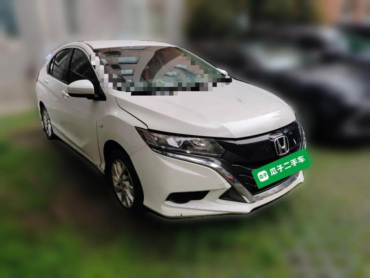 Honda Gienia 2017 1.5L CVT Classic Edition — миниатюра 3