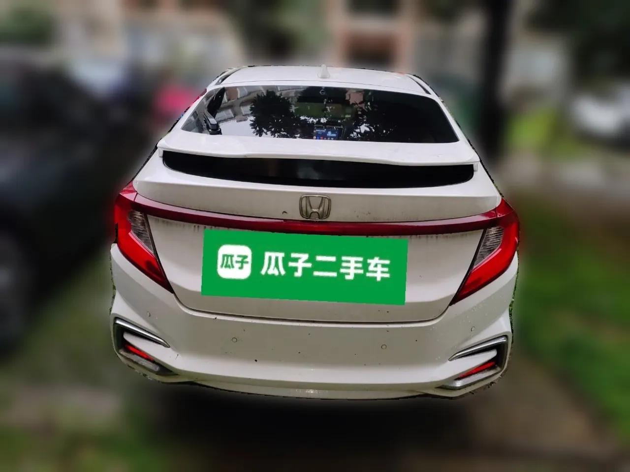 Honda Gienia 2017 1.5L CVT Classic Edition — миниатюра 5