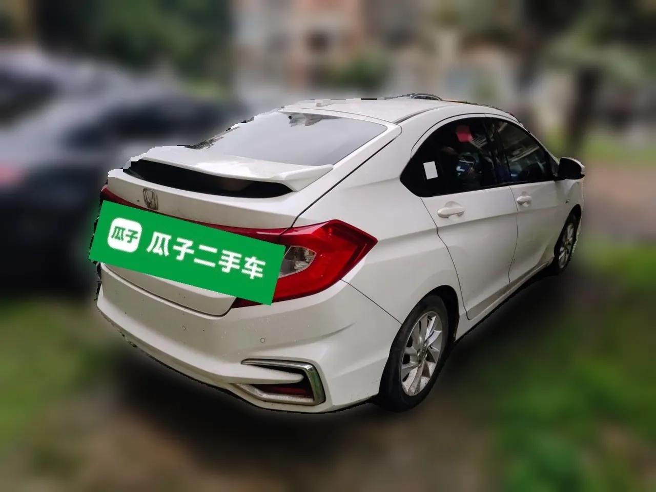 Honda Gienia 2017 1.5L CVT Classic Edition — миниатюра 6