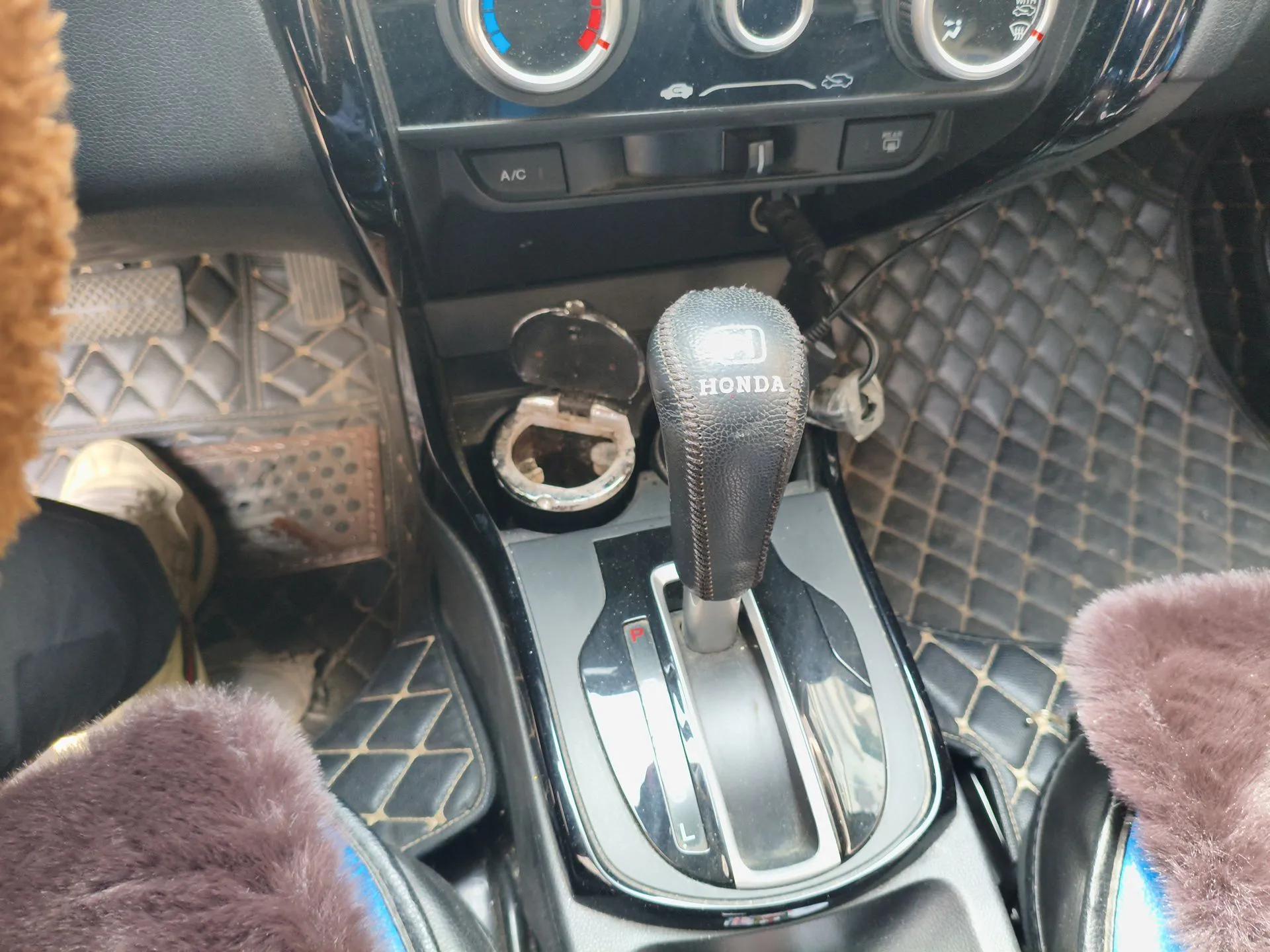 Honda Gienia 2017 1.5L CVT Comfort Version — миниатюра 15
