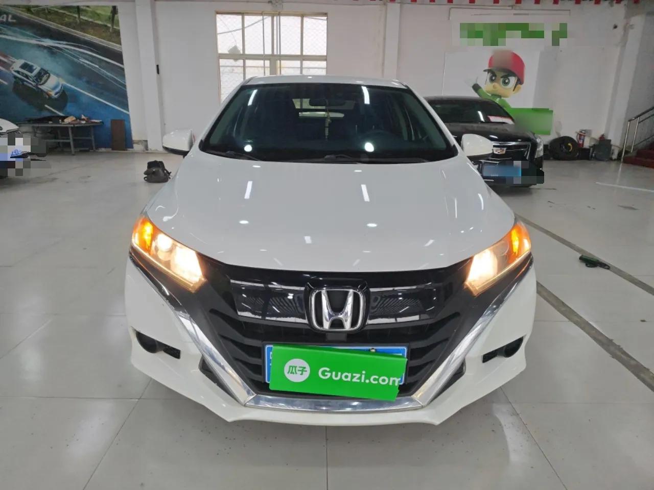 Honda Gienia 2017 1.5L CVT Classic Edition — миниатюра 2