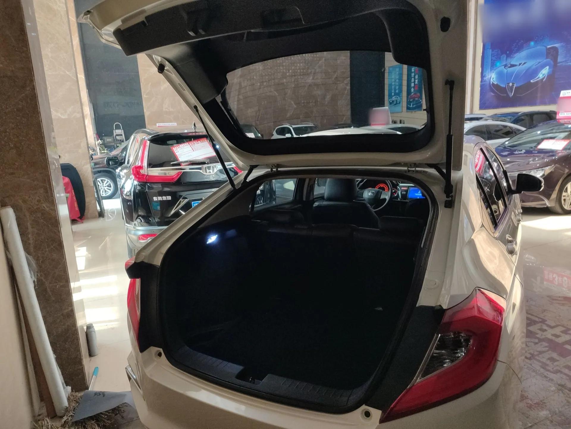 Honda Gienia 2017 1.5L CVT Classic Edition — миниатюра 22