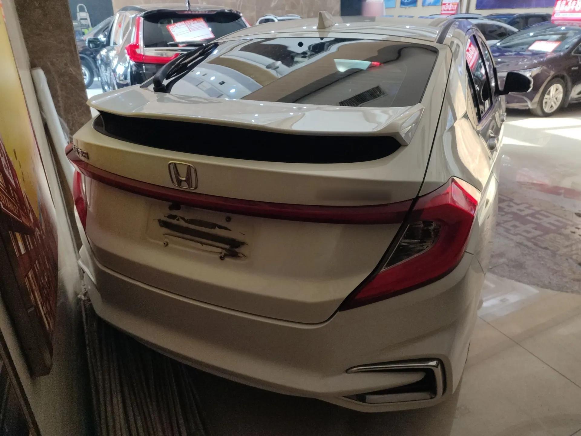 Honda Gienia 2017 1.5L CVT Classic Edition — миниатюра 5