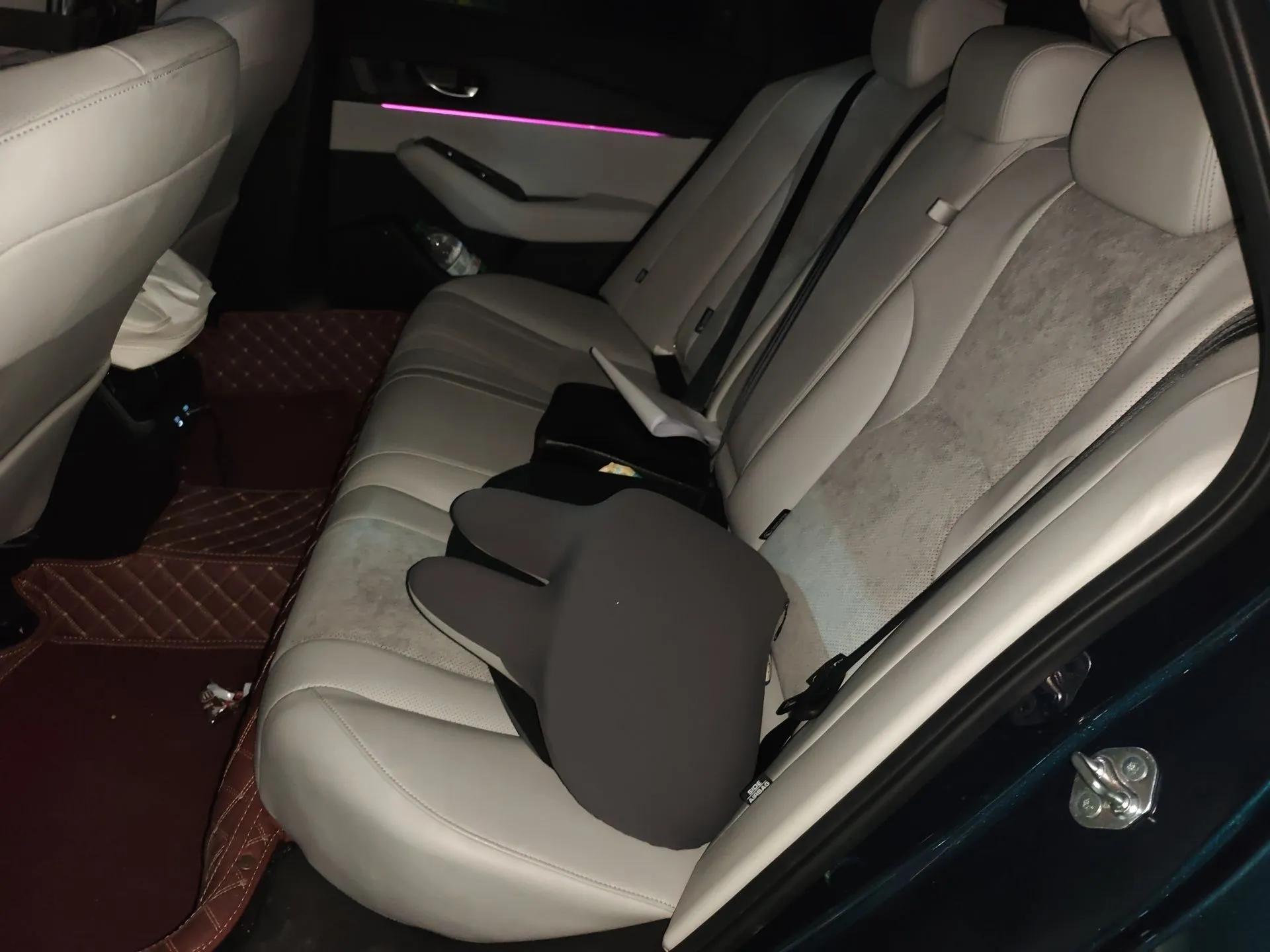 Honda Inspire New Energy 2023 ePHEV Smart Edition — миниатюра 18