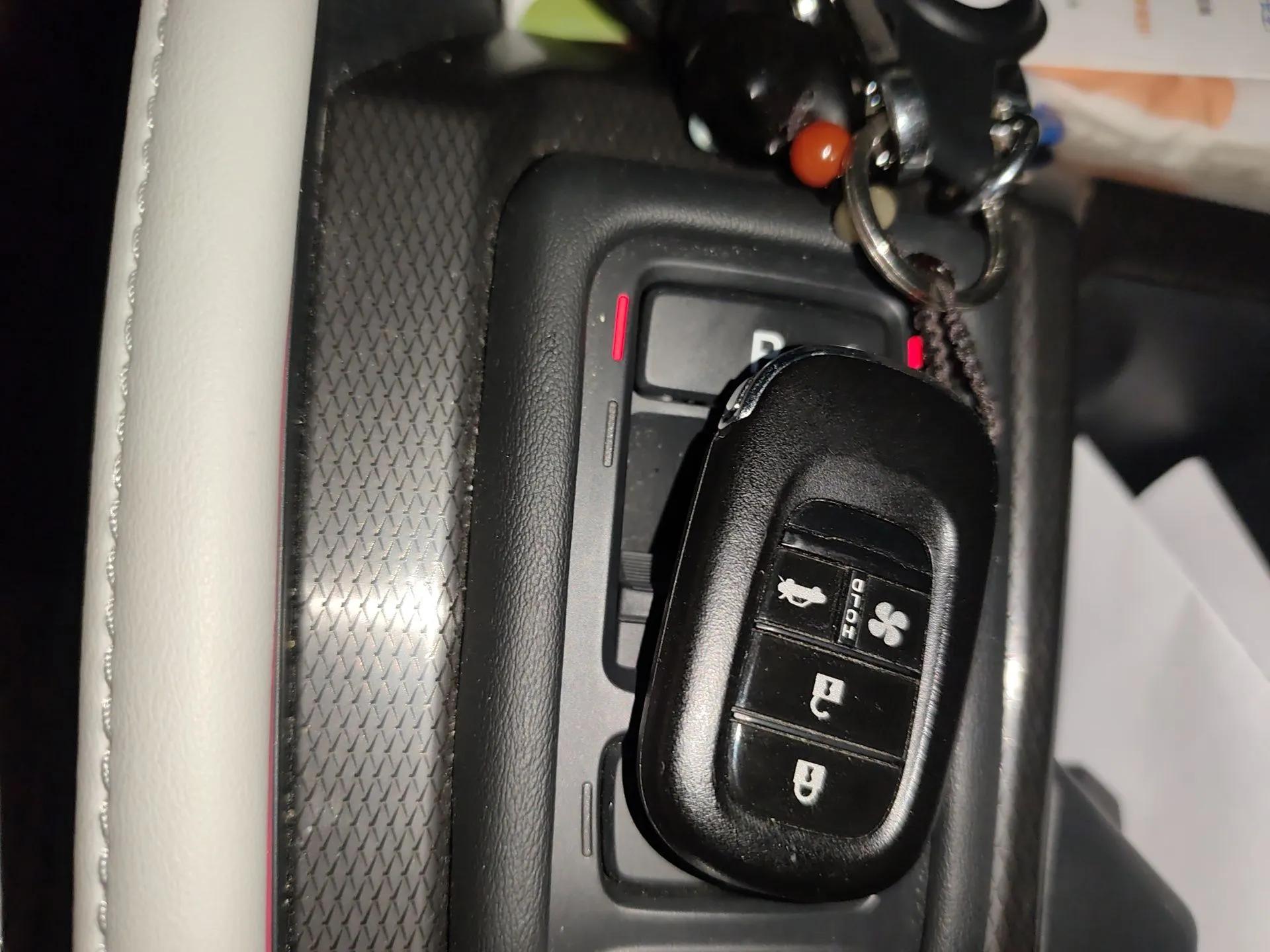 Honda Inspire New Energy 2023 ePHEV Smart Edition — миниатюра 9