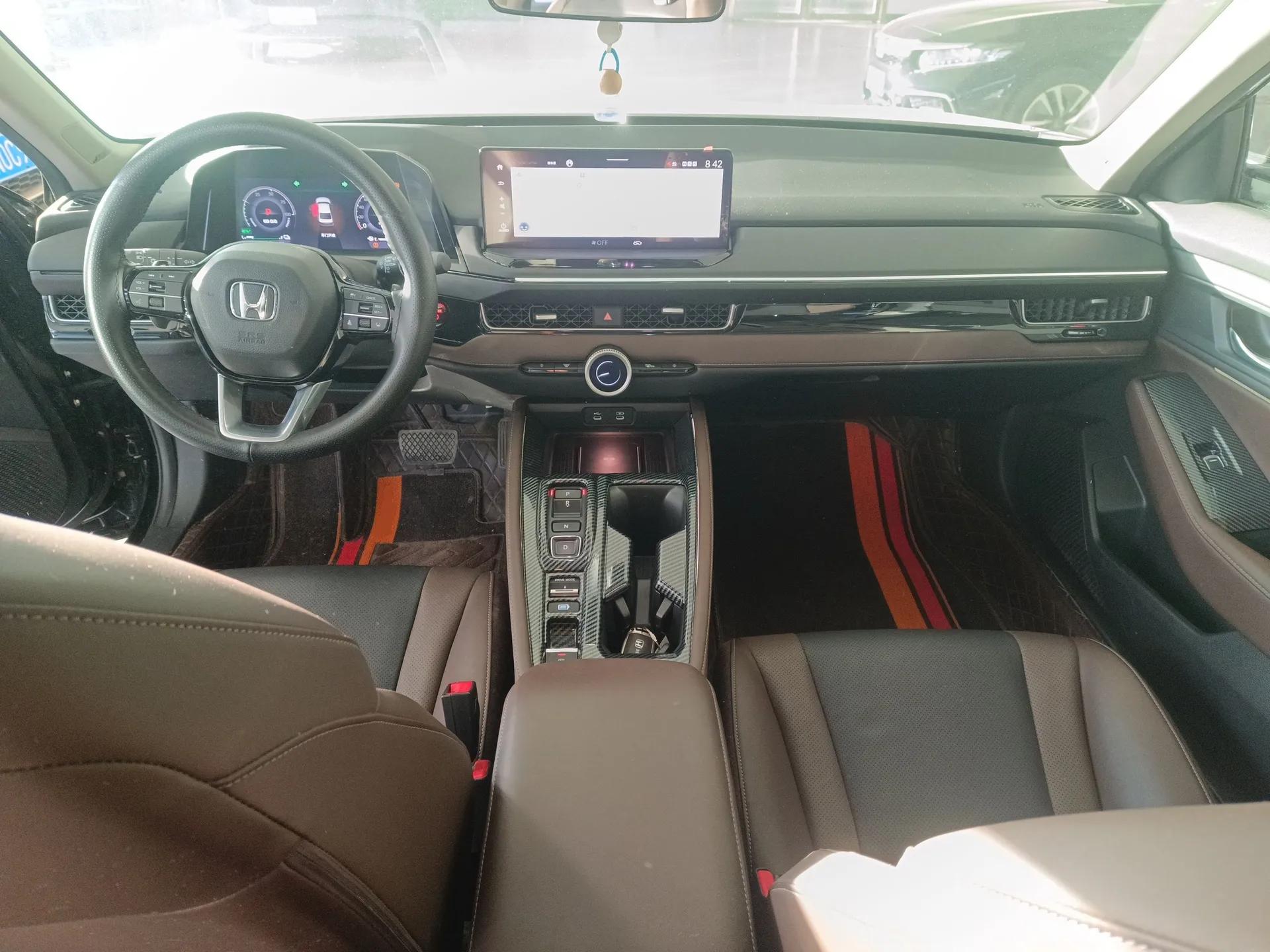 Honda Inspire New Energy 2023 ePHEV Prestige Edition — миниатюра 13