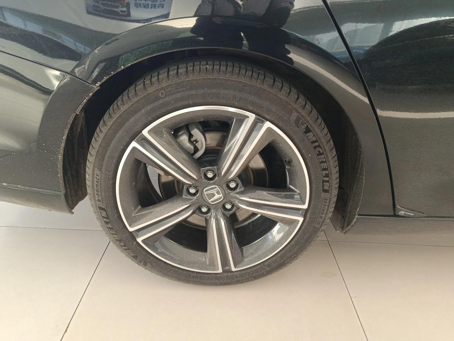Honda Inspire New Energy 2023 ePHEV Prestige Edition — миниатюра 10