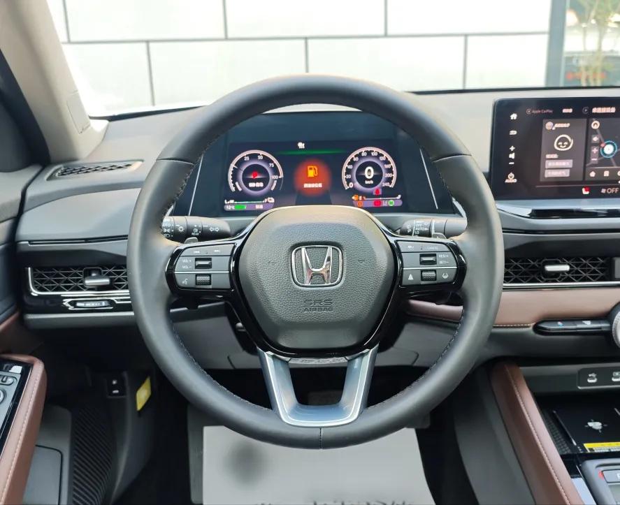 Honda Inspire New Energy 2023 ePHEV Prestige Edition — миниатюра 17