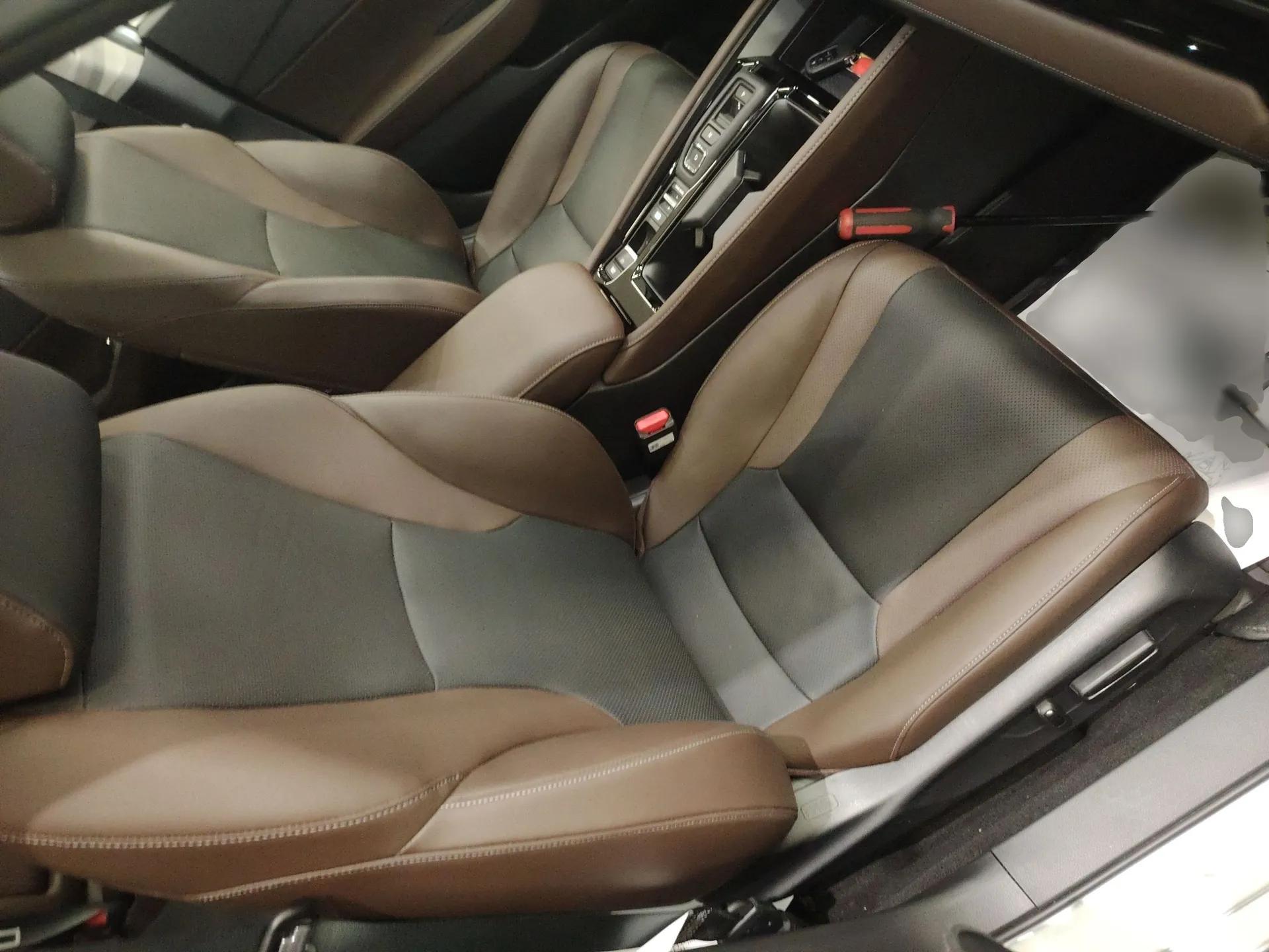 Honda Inspire New Energy 2023 ePHEV Prestige Edition — миниатюра 23