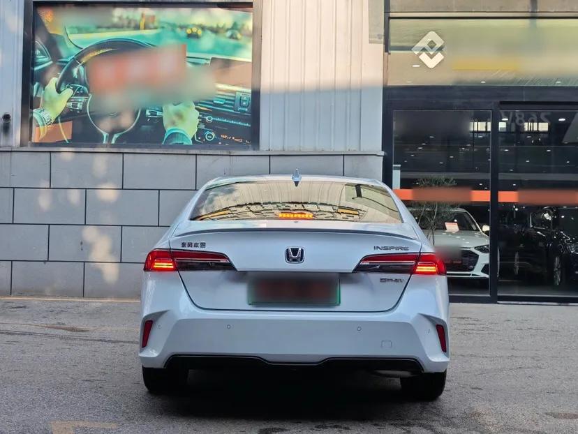 Honda Inspire New Energy 2023 ePHEV Prestige Edition — миниатюра 7