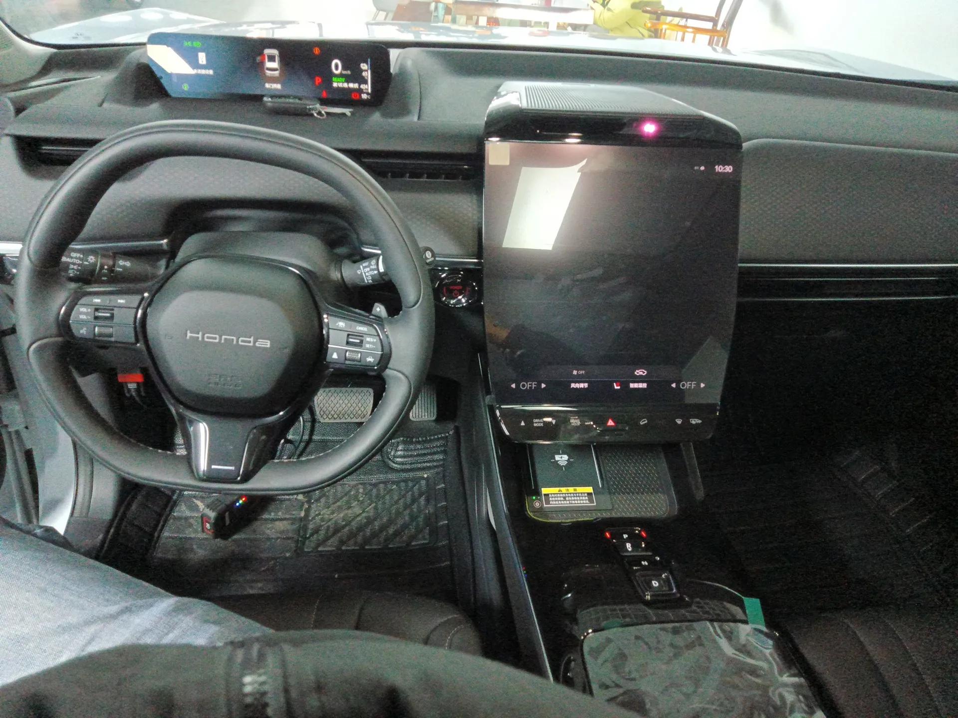 Honda P7 2025 Rear-Drive Long-Range Pro — миниатюра 13
