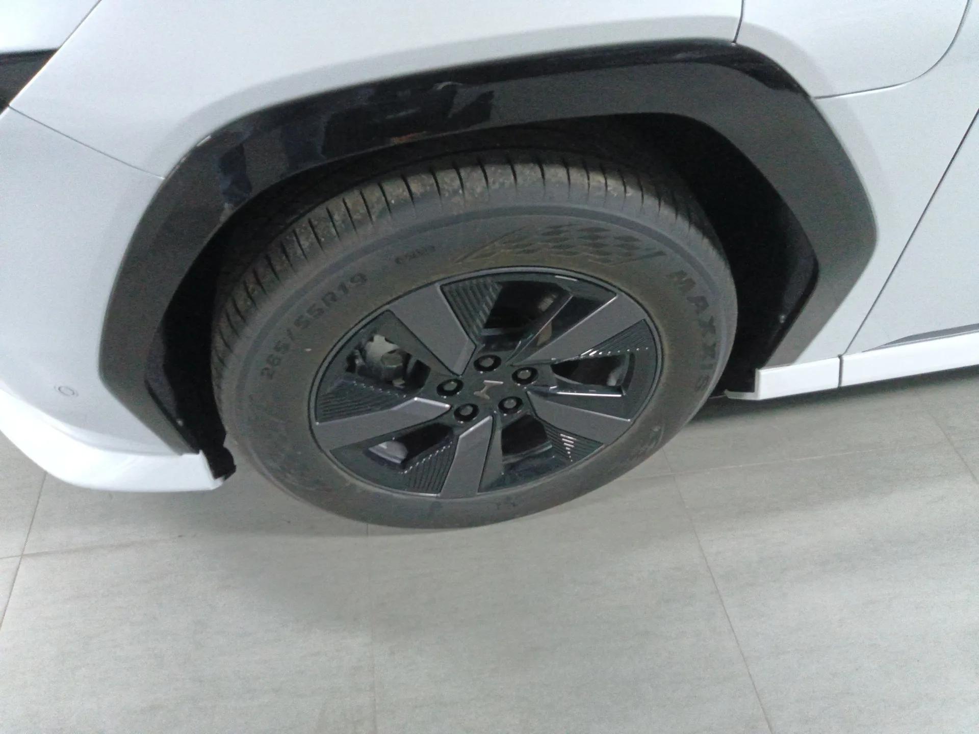Honda P7 2025 Rear-Drive Long-Range Pro — миниатюра 8