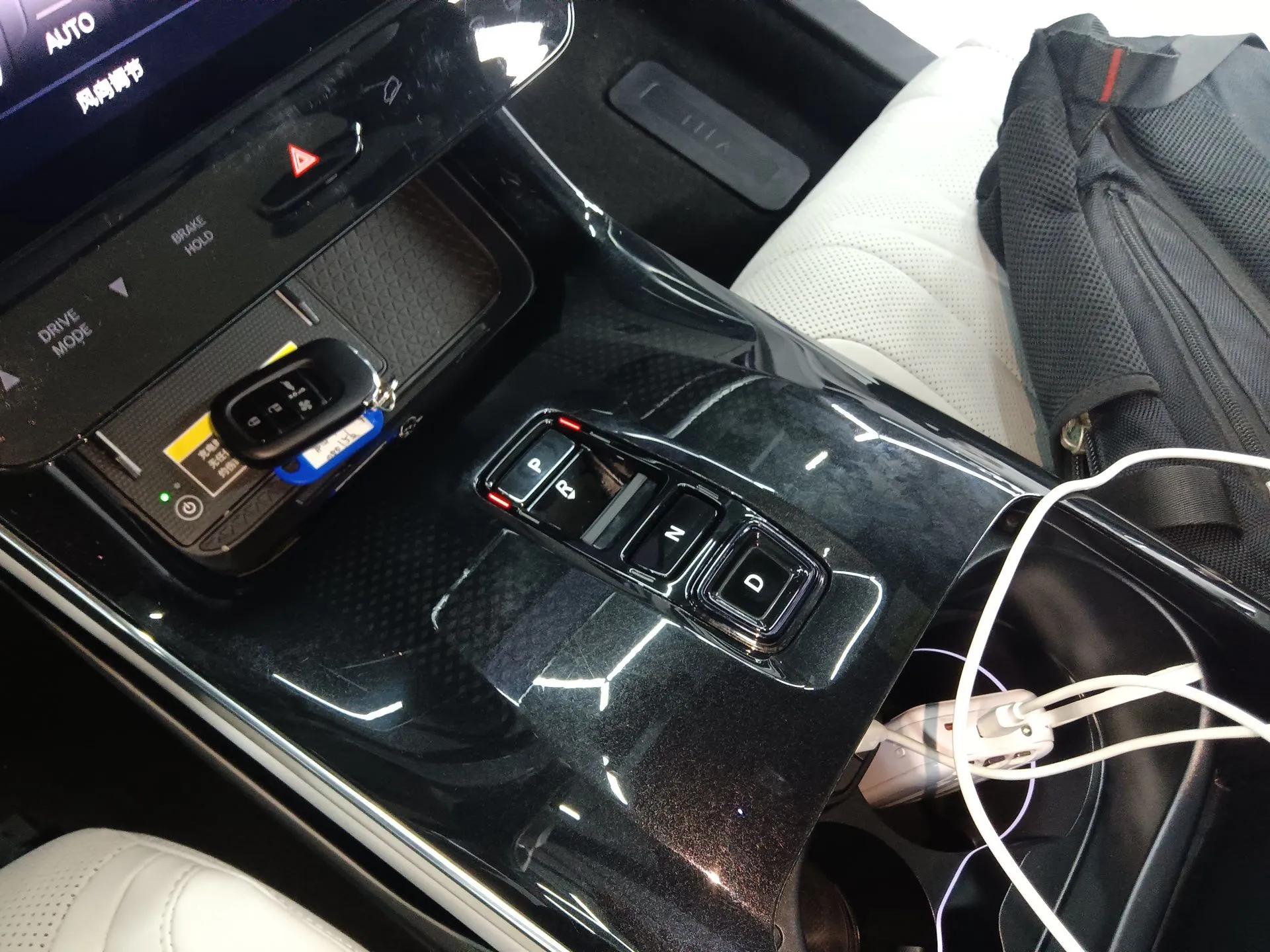 Honda P7 2025 Four-Wheel Drive Long-Range Max — миниатюра 17
