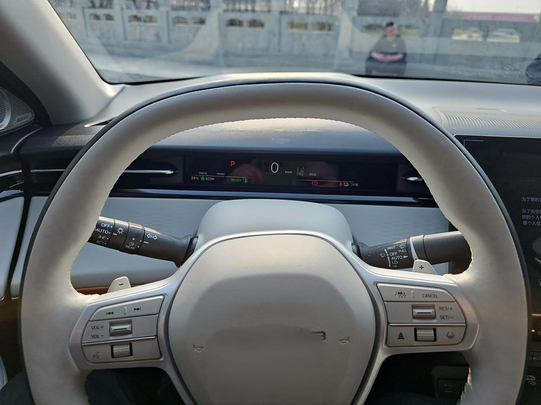 Honda e:NS2 2024 Ignite Edition — миниатюра 13