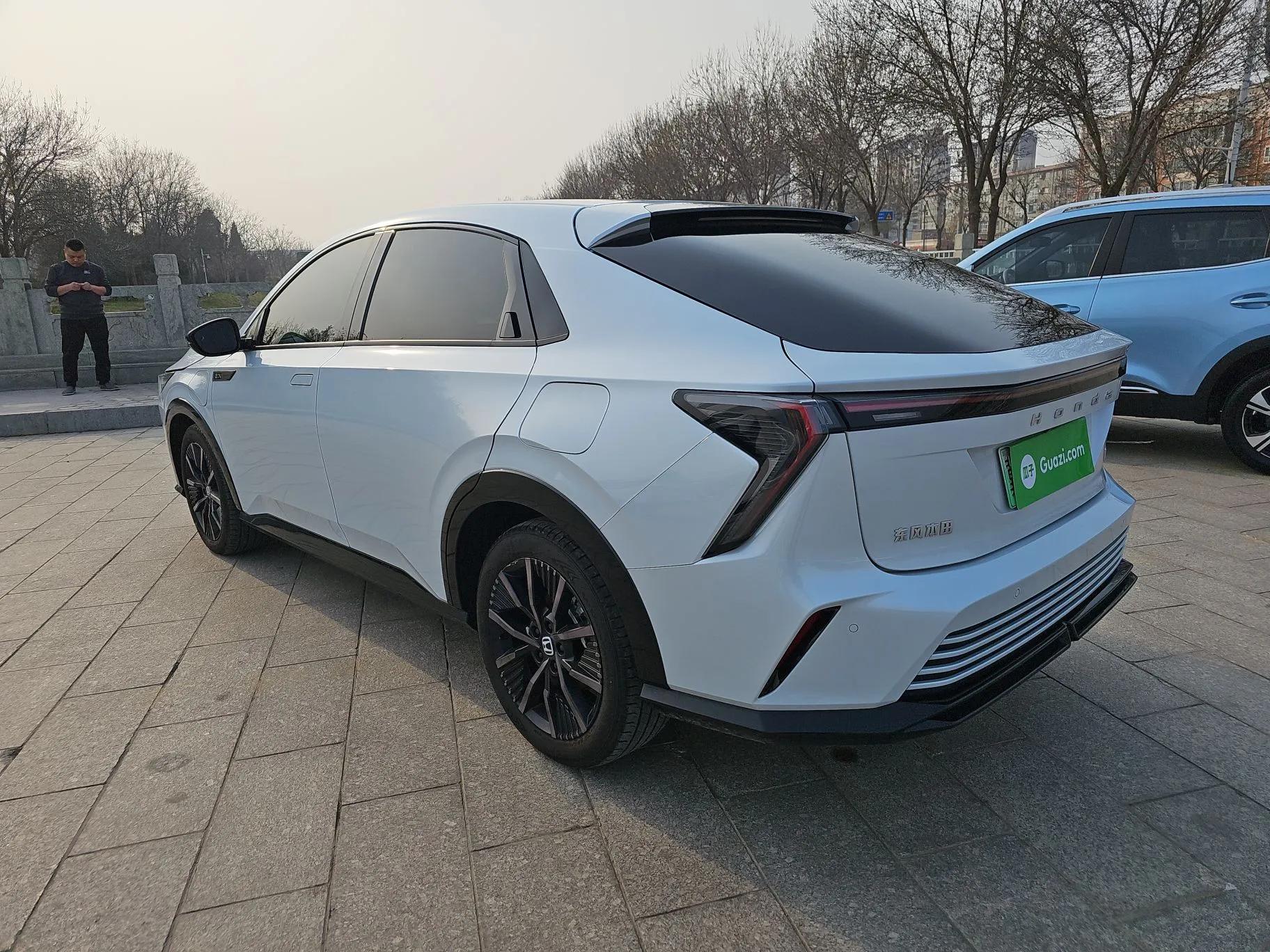 Honda e:NS2 2024 Ignite Edition — миниатюра 7