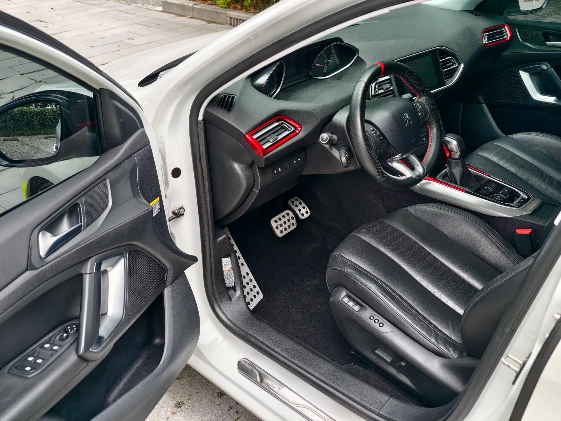 Peugeot 308S 2015 1.6T Automatic Ruichi Edition — миниатюра 17