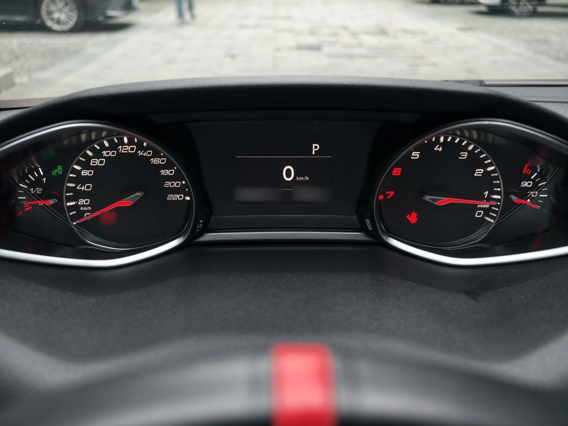 Peugeot 308S 2015 1.6T Automatic Ruichi Edition — миниатюра 10