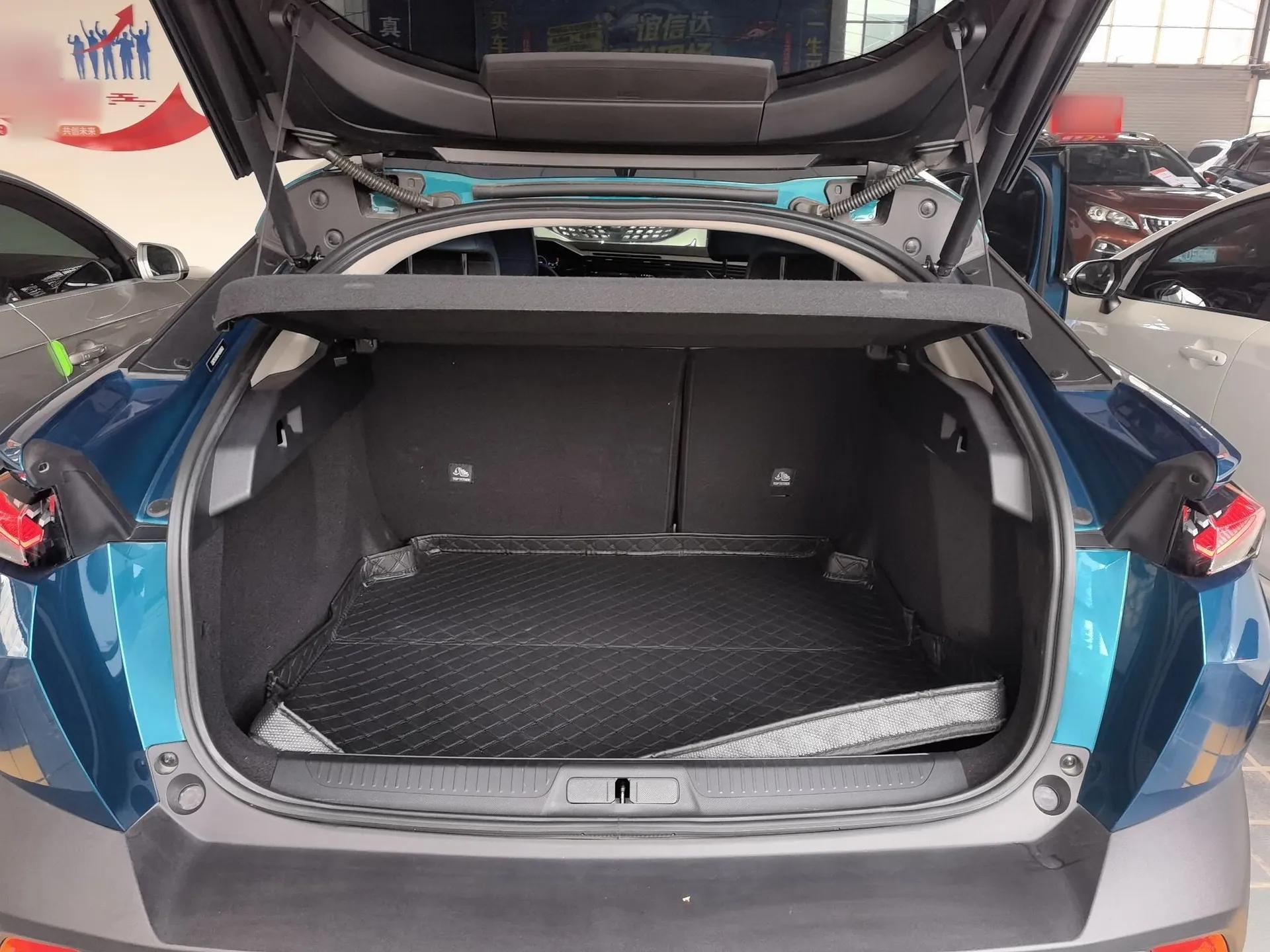 Peugeot 408X 2023 Charm Version — миниатюра 21