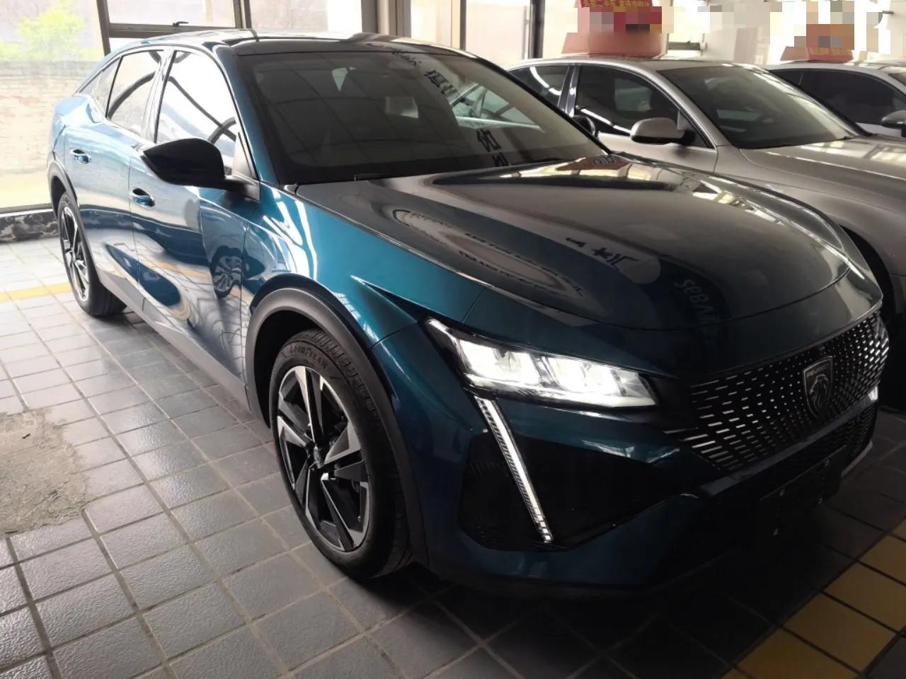 Peugeot 408X 2023 Charm Version — миниатюра 6