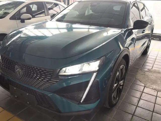 Peugeot 408X 2023 Charm Version