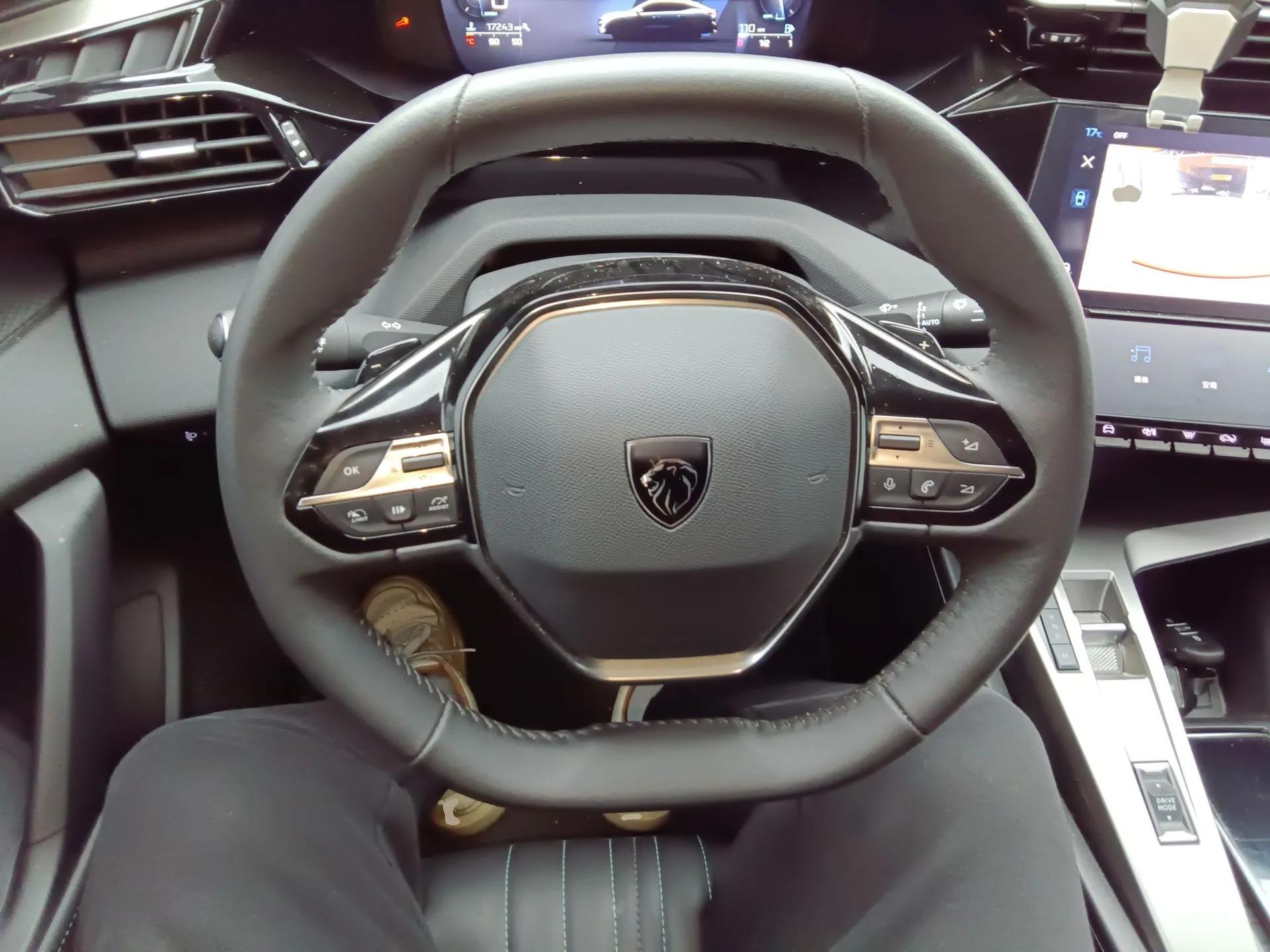 Peugeot 408X 2023 Charm Version — миниатюра 13