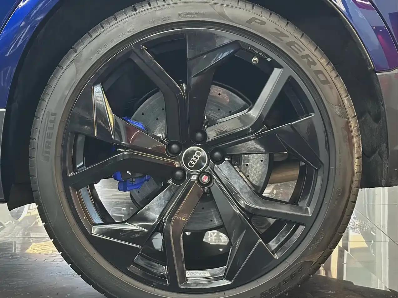 Audi RS Q8 2021 RS Q8 4.0T Premium Edition — миниатюра 22