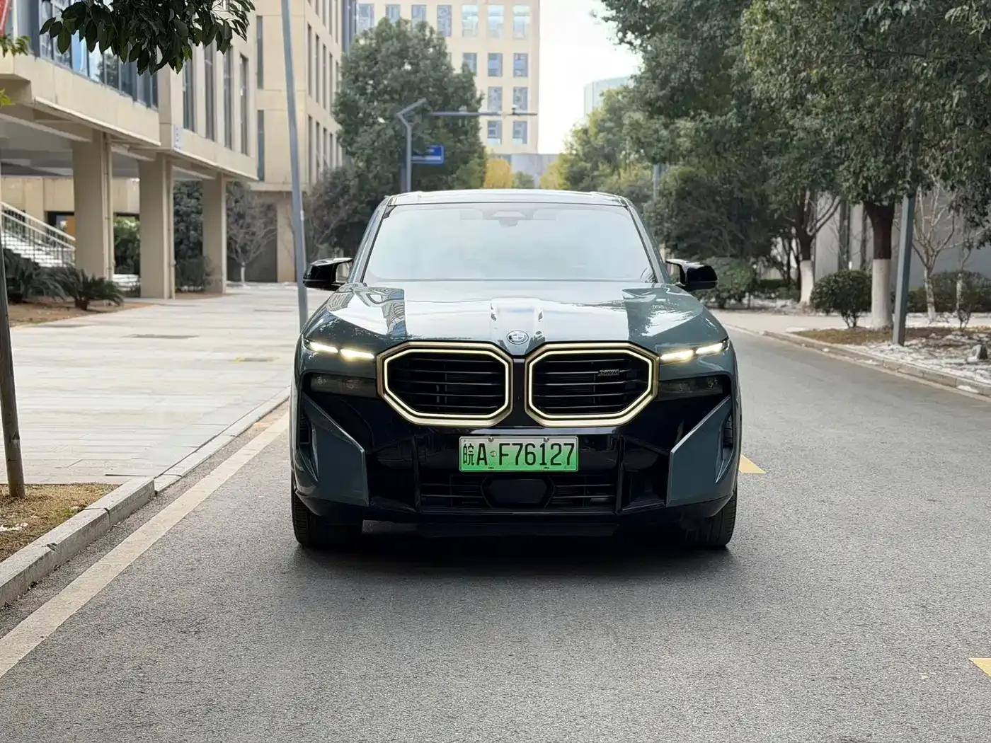 BMW XM 2023 Base Model — миниатюра 2