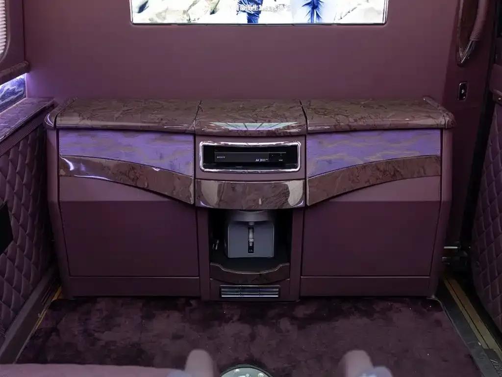 2017 Sprinter 3.5L Automatic — миниатюра 25