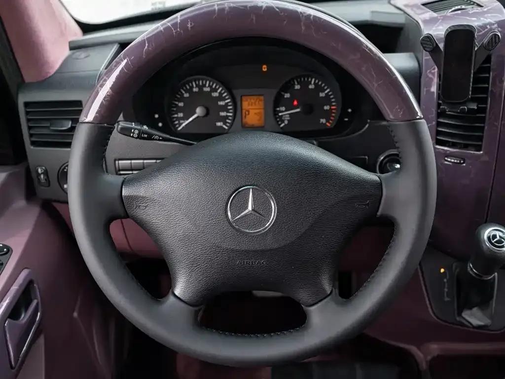 2017 Sprinter 3.5L Automatic — миниатюра 10