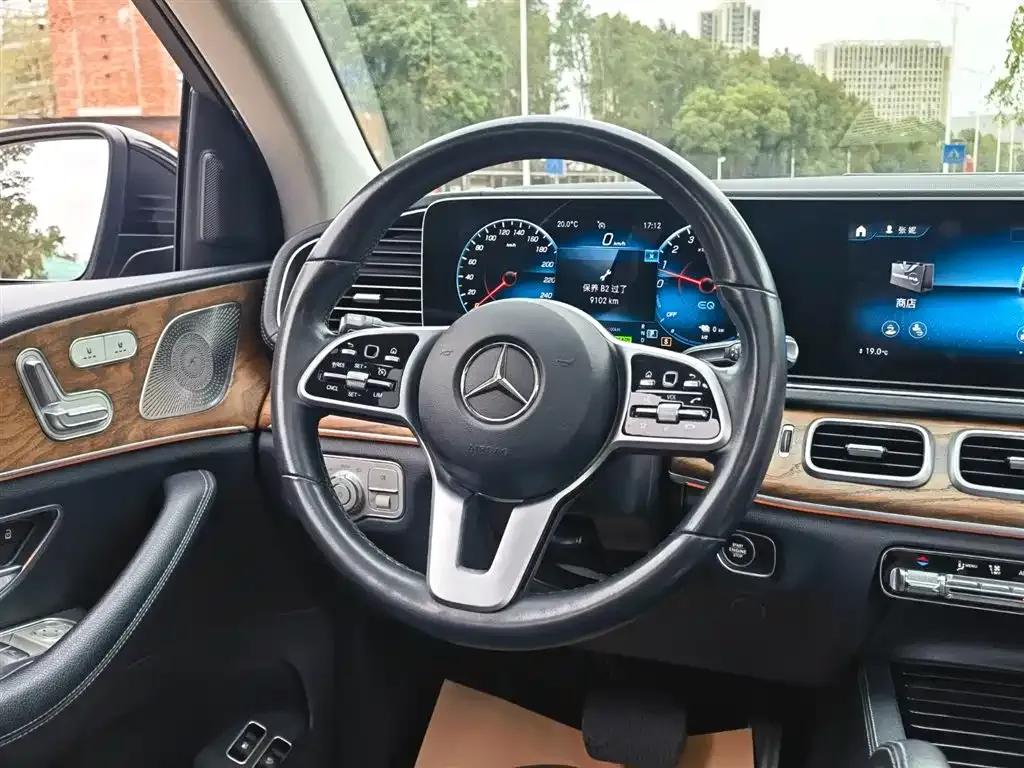 Mercedes-Benz GLE Coupe 2021 GLE 350 e 4MATIC Coupe SUV — миниатюра 12