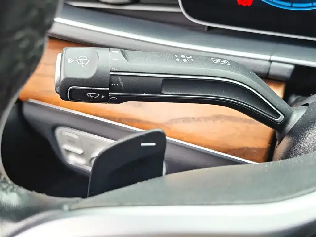 Mercedes-Benz GLE Coupe 2021 GLE 350 e 4MATIC Coupe SUV — миниатюра 30