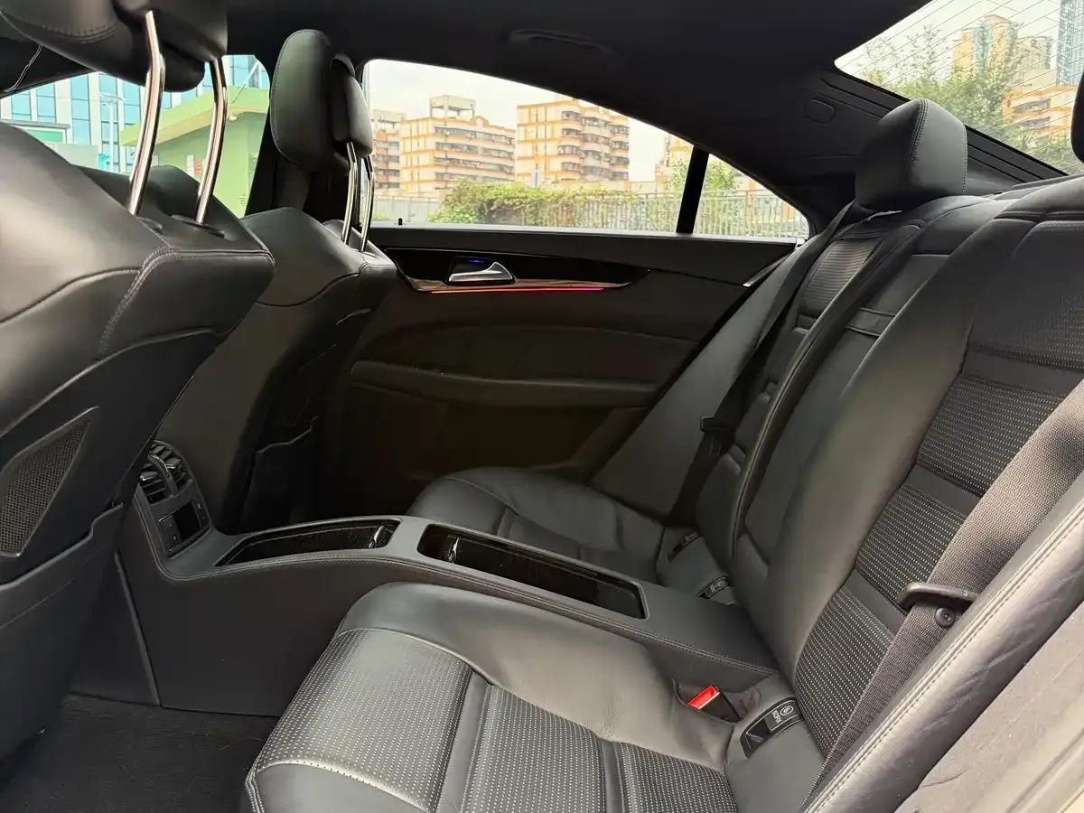 2015 Mercedes-Benz CLS AMG 63 4MATIC — миниатюра 13